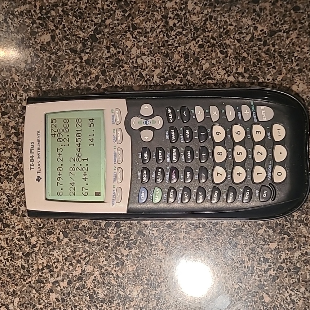Texas Instruments TI-84 Plus calculator - Picture 2 of 7